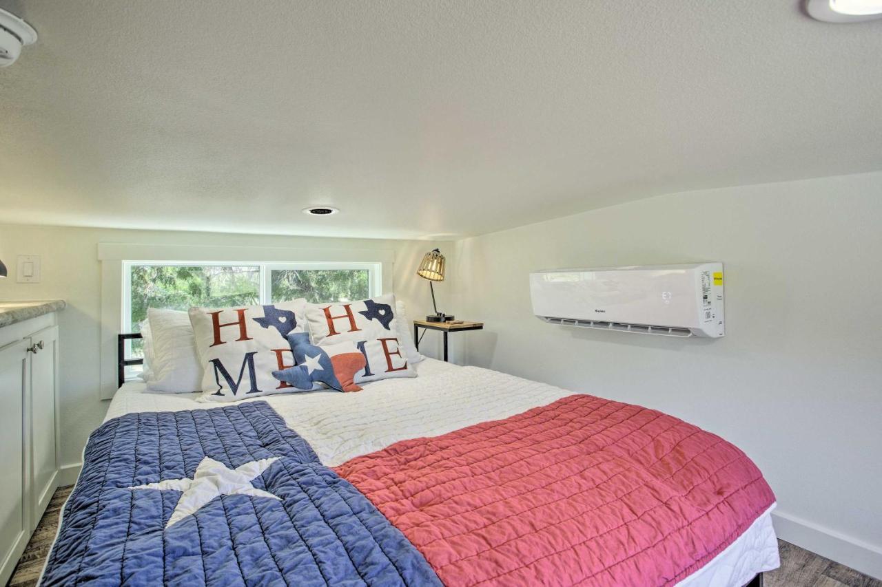 Cozy Mckinney Tiny Home With Porch And Fire Pit! Zewnętrze zdjęcie