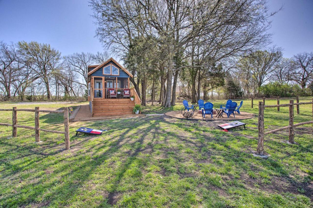 Cozy Mckinney Tiny Home With Porch And Fire Pit! Zewnętrze zdjęcie